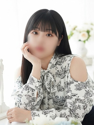 애교 만점 단 사드 그녀 - 에미카