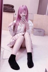 냥𑁊^. .^𑁊♩