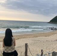 청초한