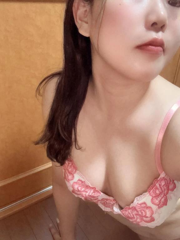 다이아몬드가 어울리는 여자가되고 싶다.