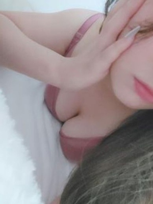 아유⭐︎潔白過기素人沖縄OL美女