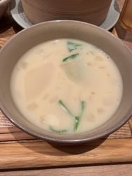 처음 뵙겠습니다.