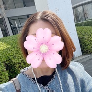 뭔가 있다. . .
