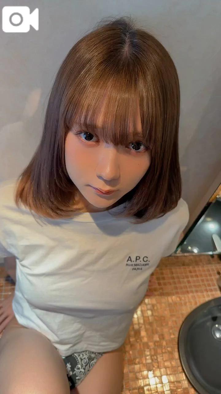 쳐다보고 느껴 🥺
