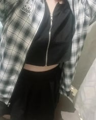 안쪽에,