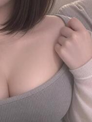 아카리　19歳