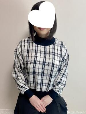 검은 머리 짧은 미용 작은 얼굴 - 아카리