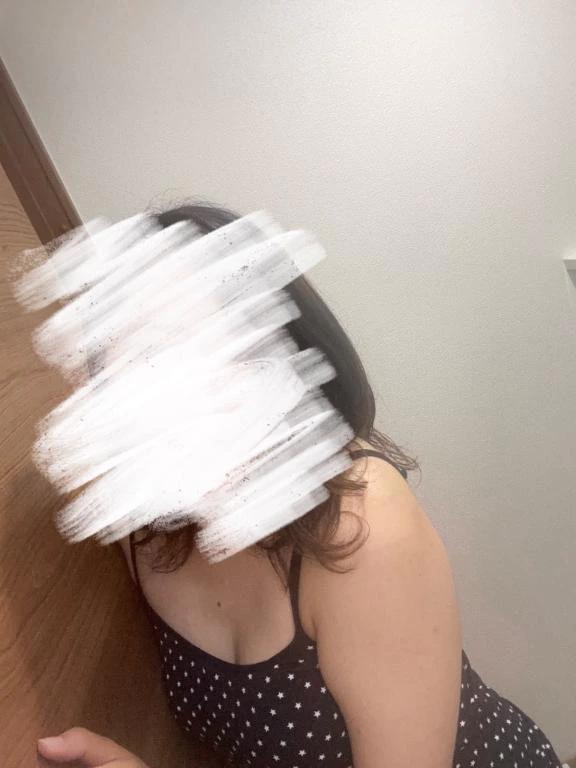 잠자는 눈으로 안녕하세요.