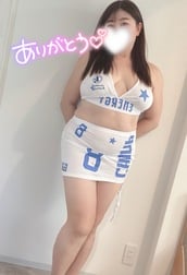 이 후•*¨*•.¸♬︎