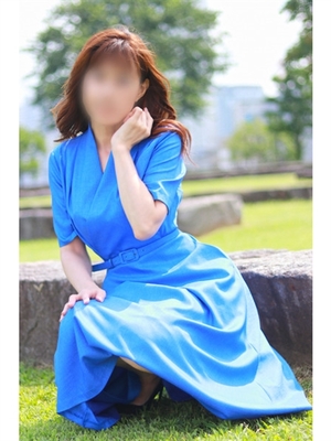 기품 넘치는 예쁜 아내 - 아이나