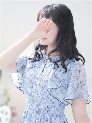 愛嬌抜群Hな現役看護師 - 笑花-EMIKA-