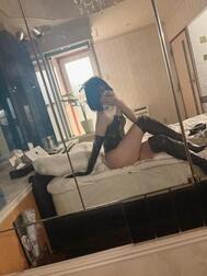 기다리고 있습니다 🖤