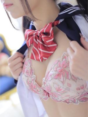 사라特待生　20歳