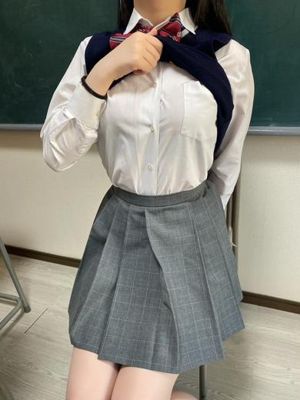미미　18歳