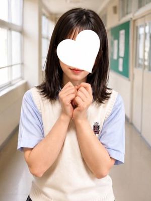 유나　18歳