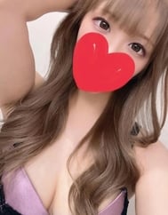 🧏‍♀️❤️