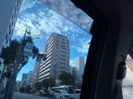 가게로 돌아갑니다.